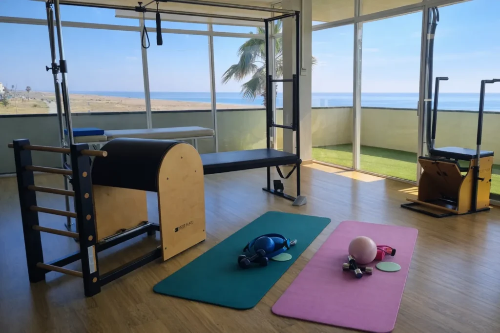 Pilates amb maquines al centre d'entrenador personal a Castelldefels.